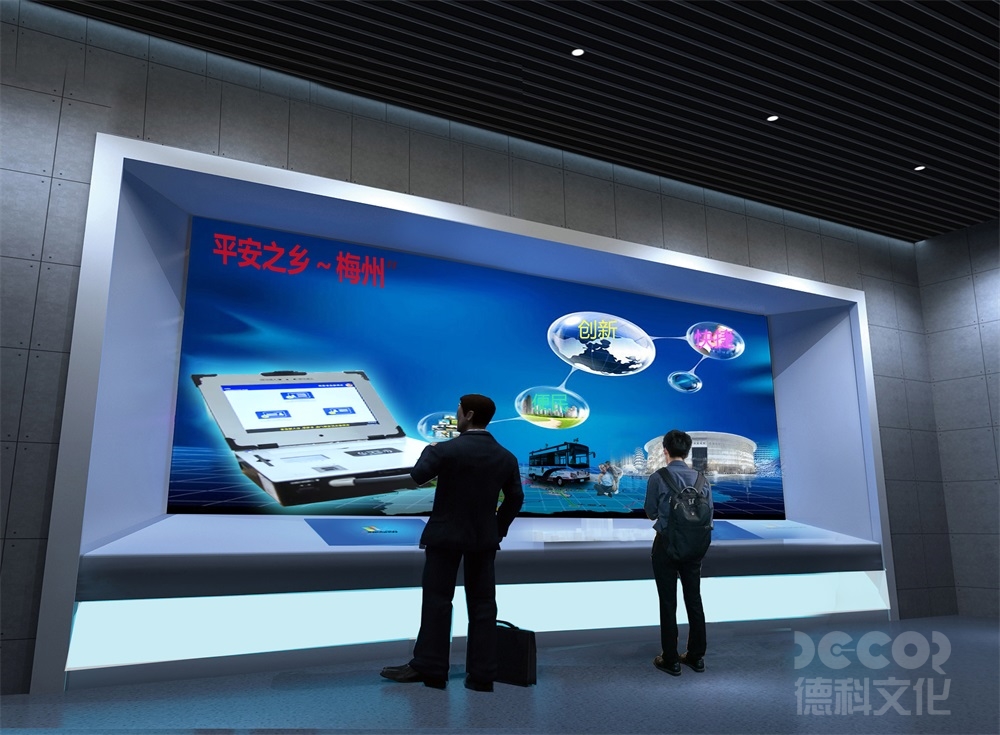 歷史展廳設(shè)計(jì)中如何設(shè)計(jì)展示臺(tái)和展示區(qū)域